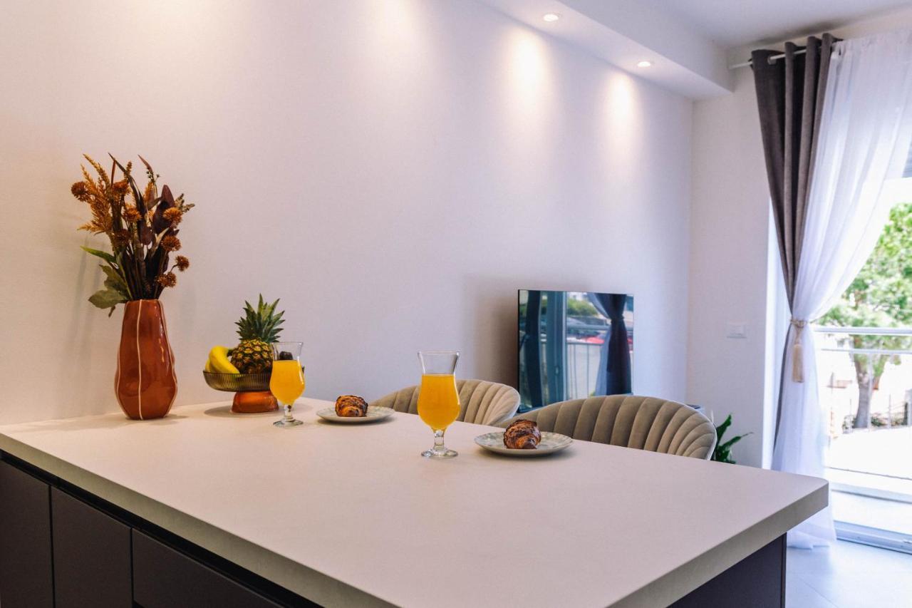 Brand New & Comfort Apartment L & L ,Free Parking + Close To Beach Дубровник Екстериор снимка
